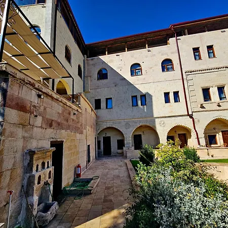 Muskara Cave 호텔 4*