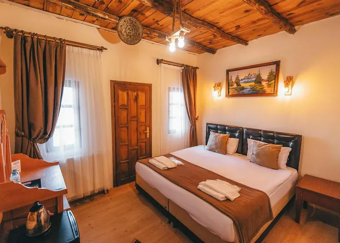 Muskara Cave Çavuşin