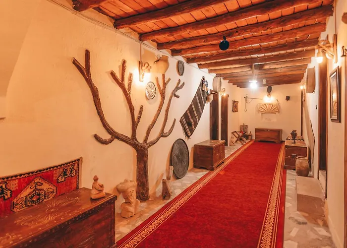 Отель Muskara Cave 4*