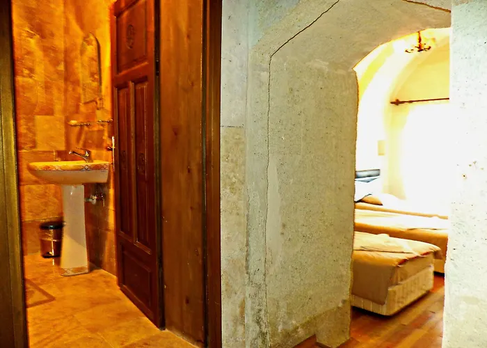 Muskara Cave Çavuşin