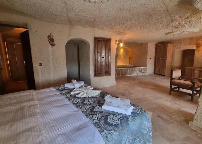 호텔 Muskara Cave 4*